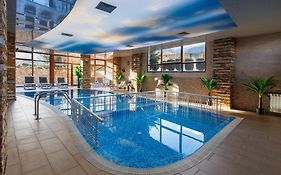 Green Wood Hotel & Spa